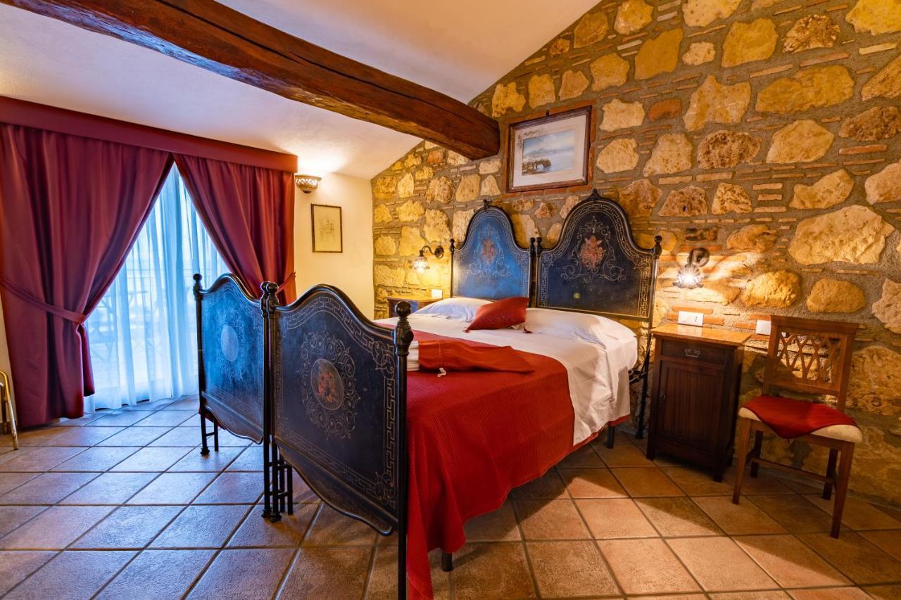 B&B Ottocento Sul Mare Nizza di Sicilia Bagian luar foto