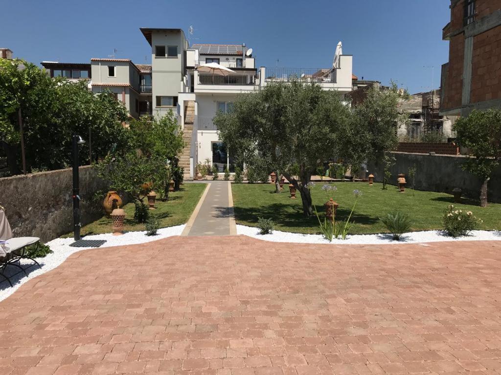 B&B Ottocento Sul Mare Nizza di Sicilia Bagian luar foto