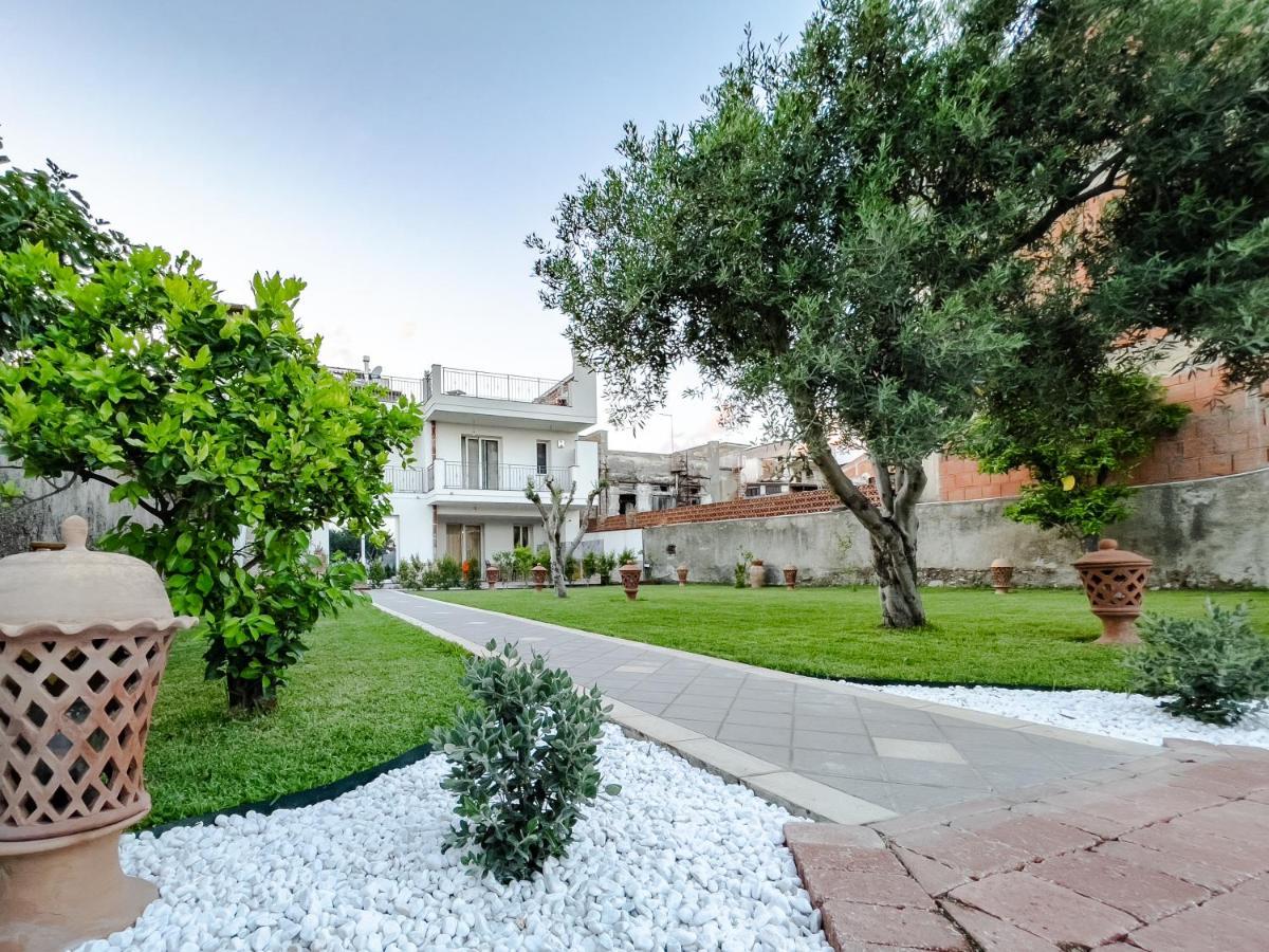 B&B Ottocento Sul Mare Nizza di Sicilia Bagian luar foto